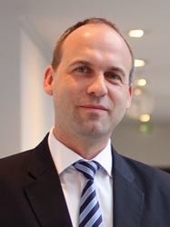 Photo of Prof. Dr. Daniel Beimborn